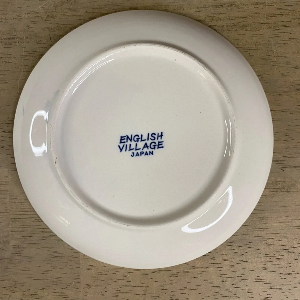 VTG Blue And White English Village Transferware Lunch Plate 5 3/4